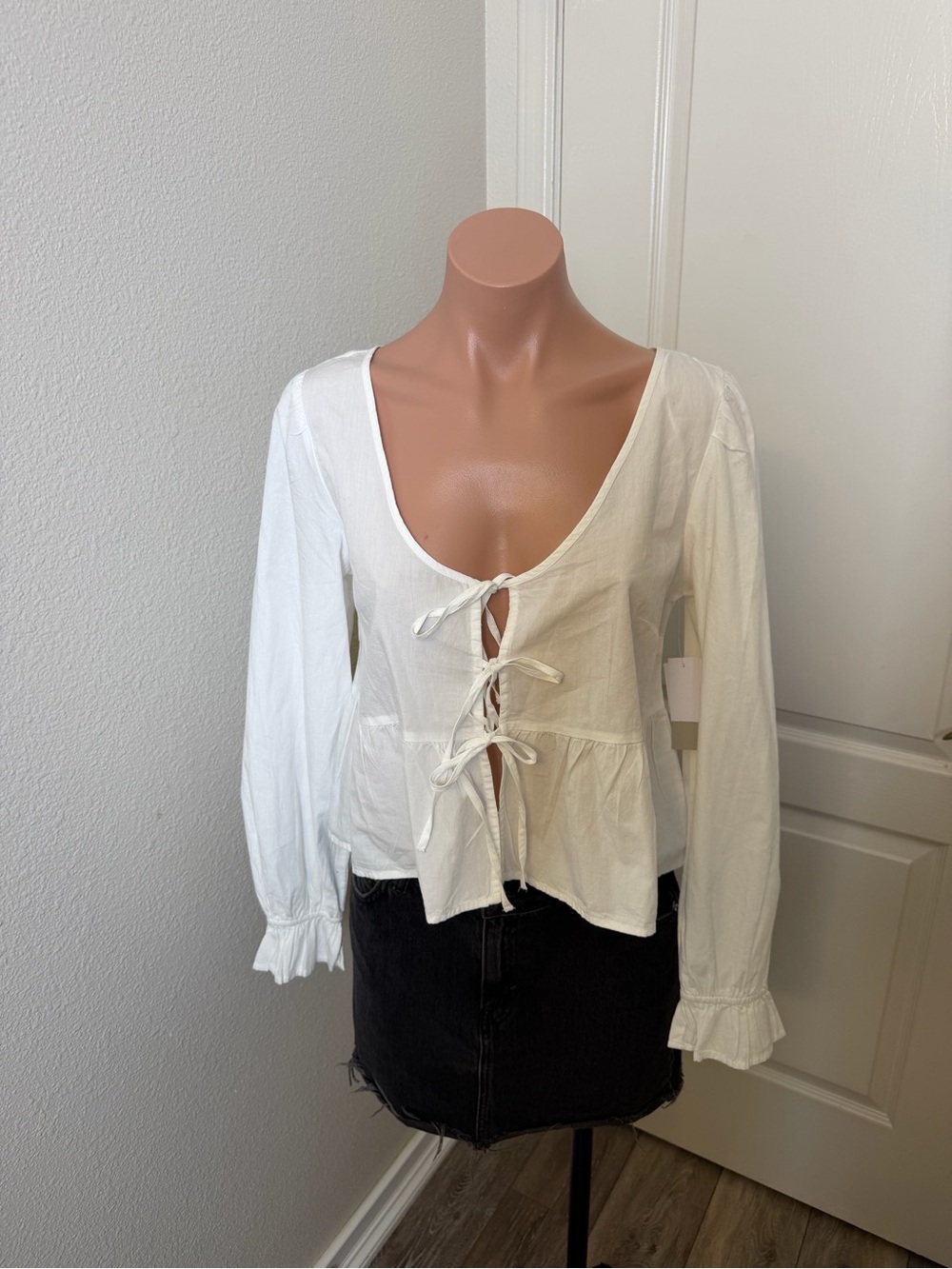 bp White Tie-Front Peasant Top
